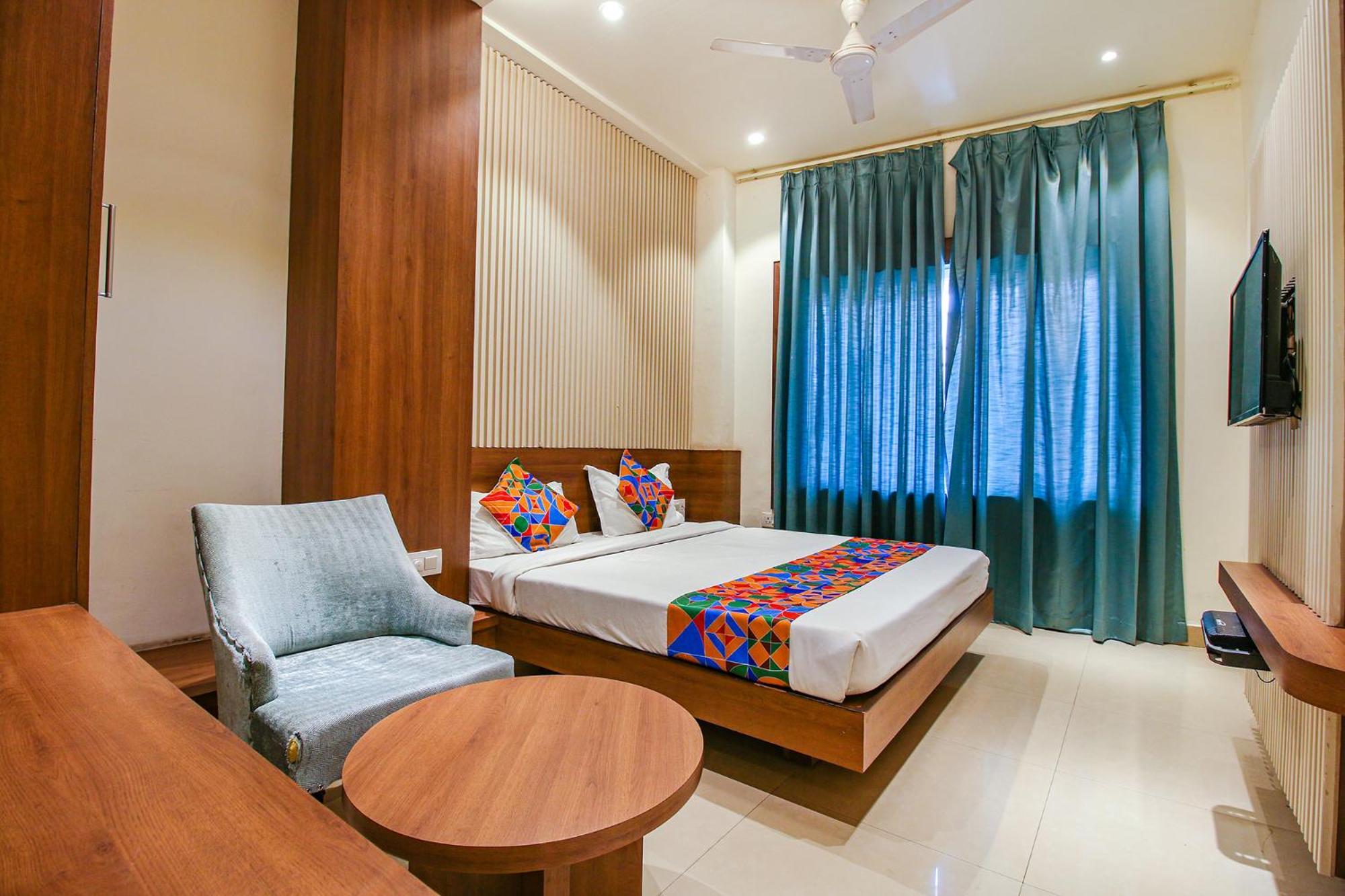 Fabhotel Royal Palace II 보팔 외부 사진