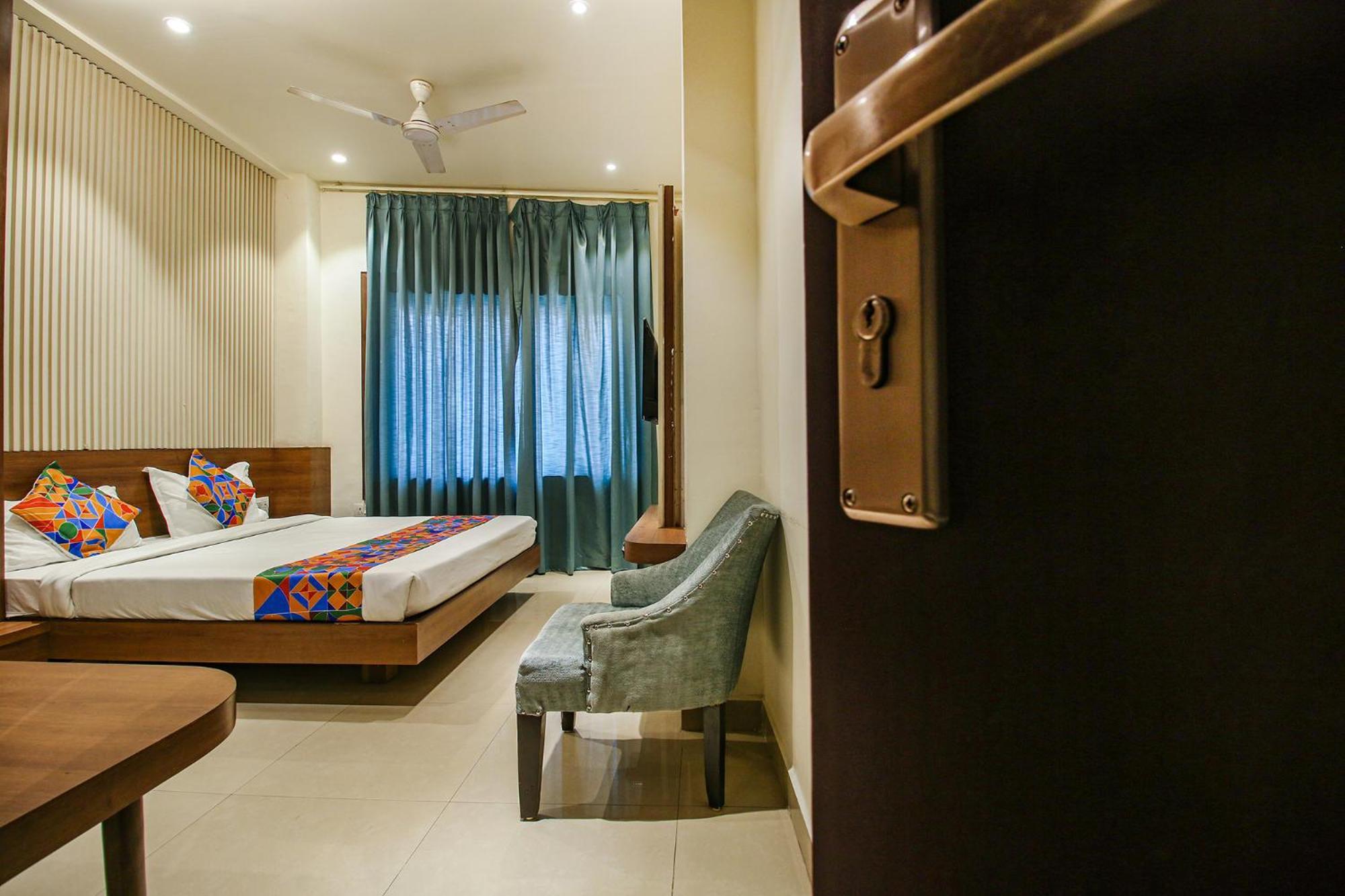 Fabhotel Royal Palace II 보팔 외부 사진